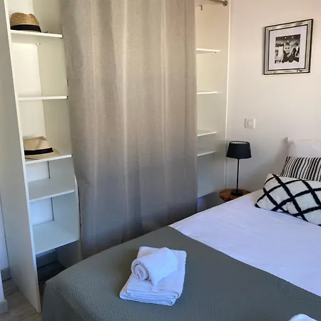 Confortable T2 Dans Une Petite Apartment